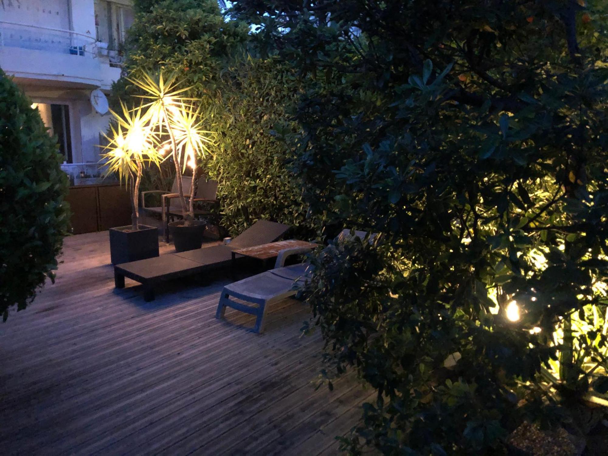 Only 60M To The Beach, 2 Bedroom Cozy Apartment, 80M2 Big Garden, Very Central Cannes Eksteriør billede
