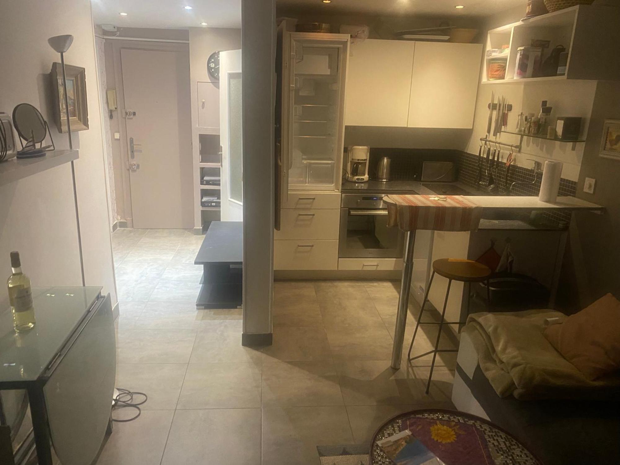 Only 60M To The Beach, 2 Bedroom Cozy Apartment, 80M2 Big Garden, Very Central Cannes Eksteriør billede